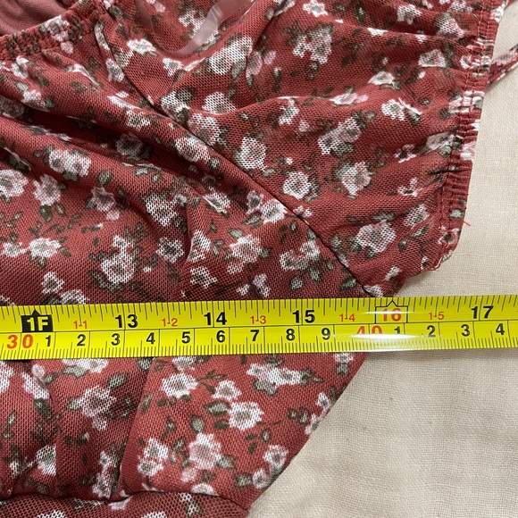 Ultra Flirt Womens Dress Size Large Brick Red Floral Ruched Mini Peasant Cottage - Picture 6 of 8